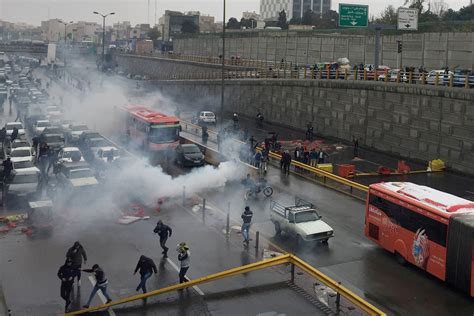 L'Iran en 2019: La révolte du prix de l'essence et ses conséquences imprévisibles sur le régime iranien.