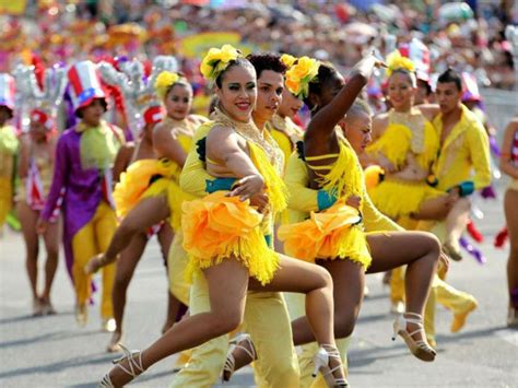  Le Festival International de la Musique Salsa en Colombie: Une célébration endiablée du rythme et de l'identité