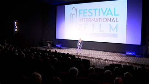 Le Festival international du Film de Rome: Une célébration cinématographique et un hommage à la passion italienne.